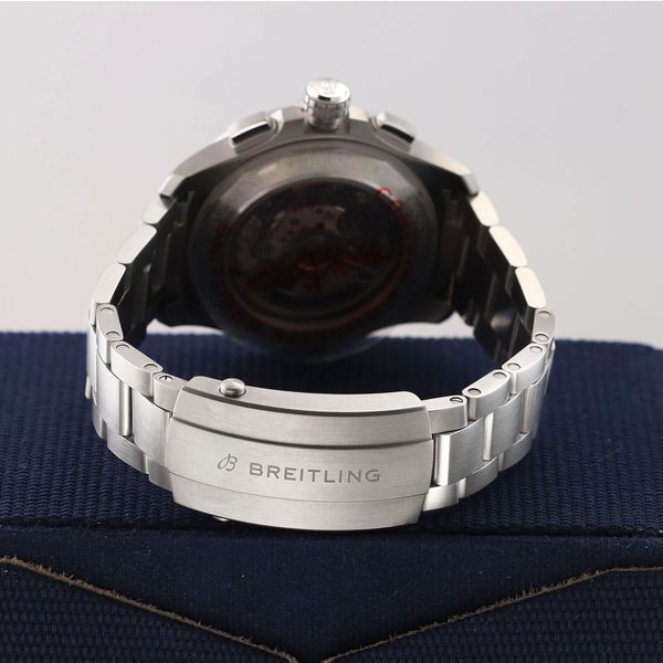 Breitling Avenger B01 Chronograph AB0147